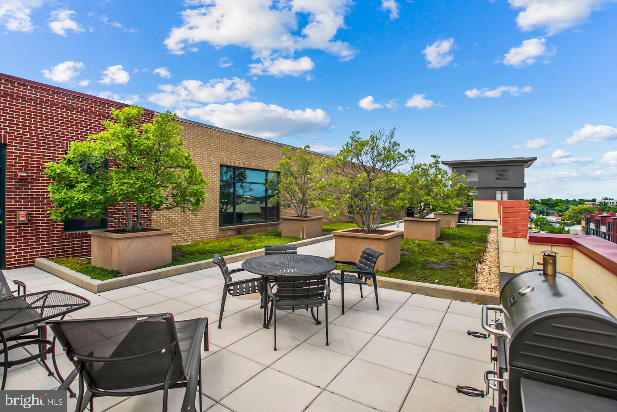 525 N FAYETTE STREET 413