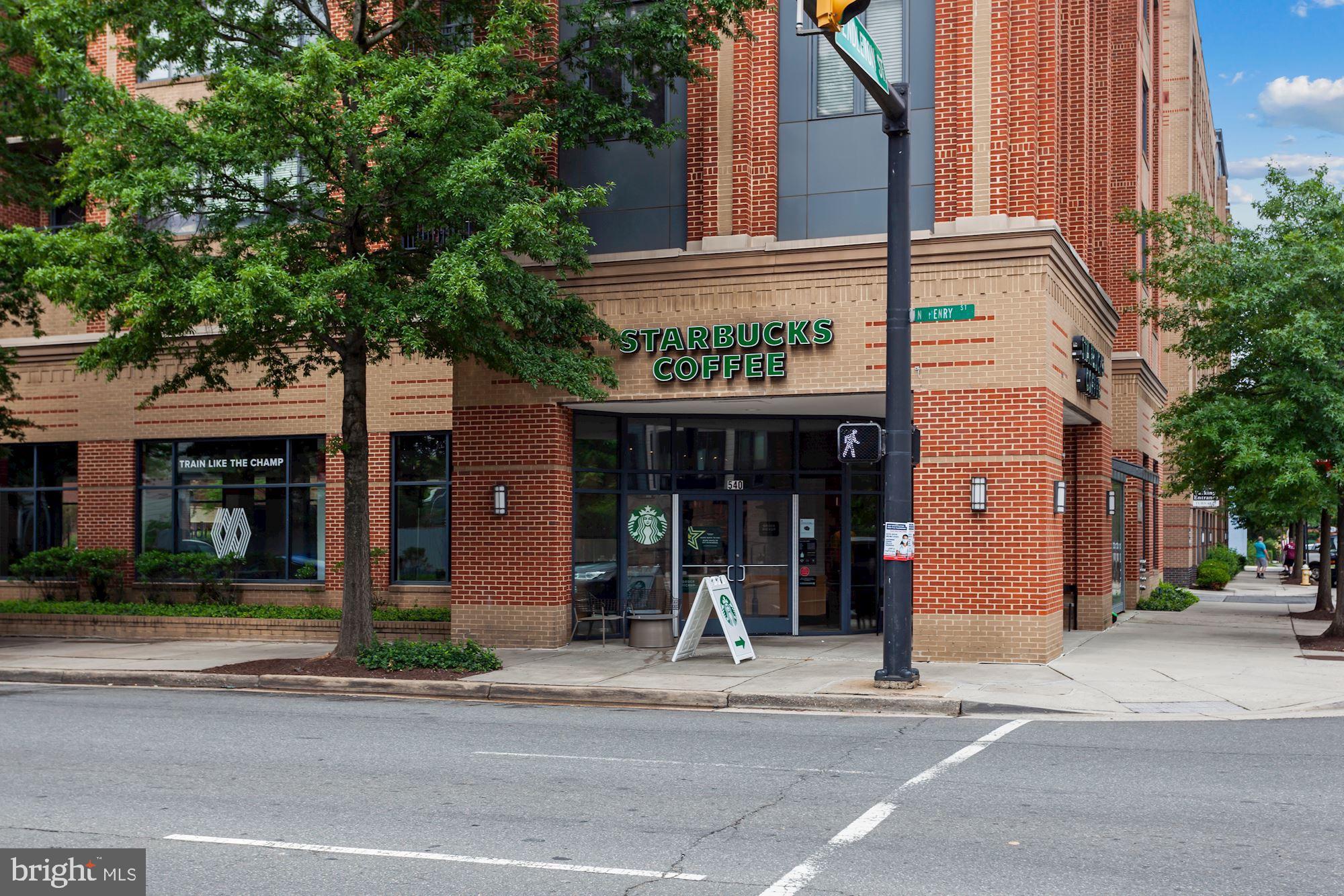 525 N FAYETTE STREET 413