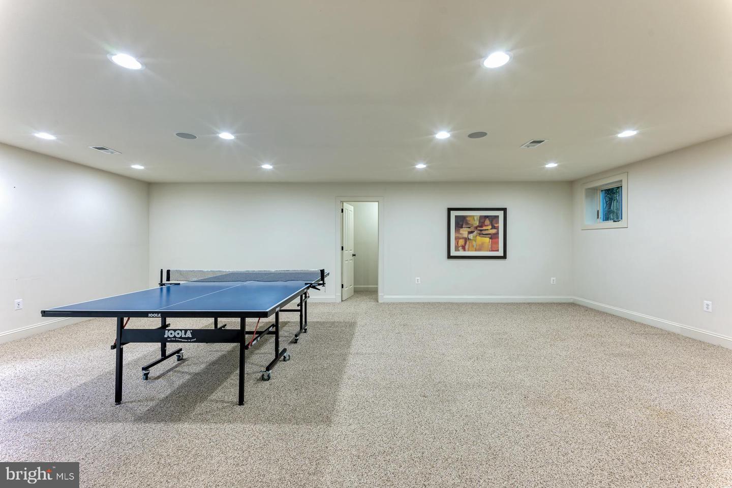 24 Glendale Ave W
