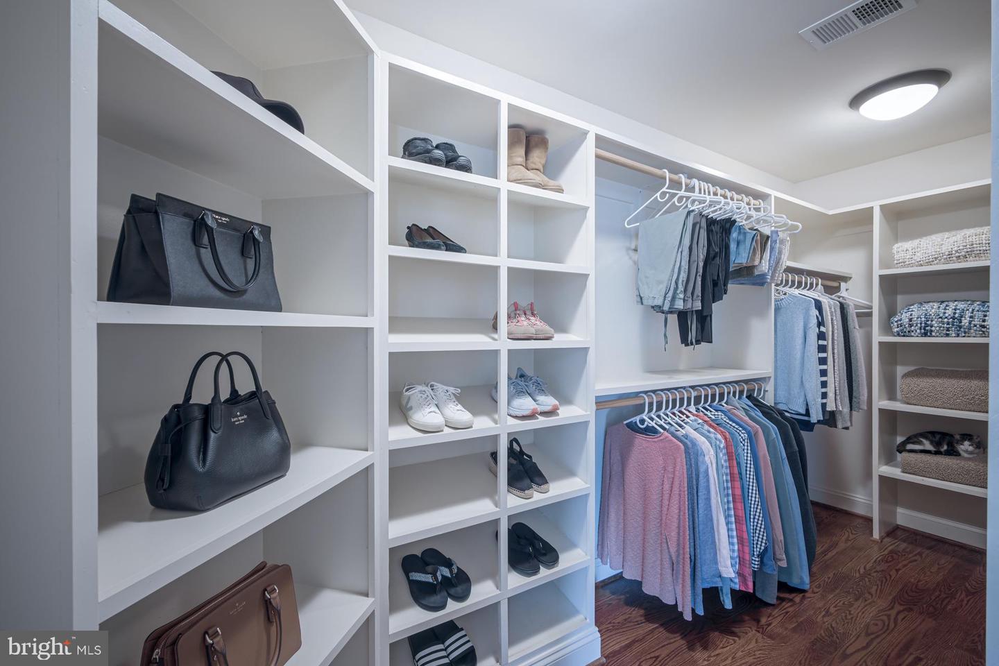 24 Glendale Ave W