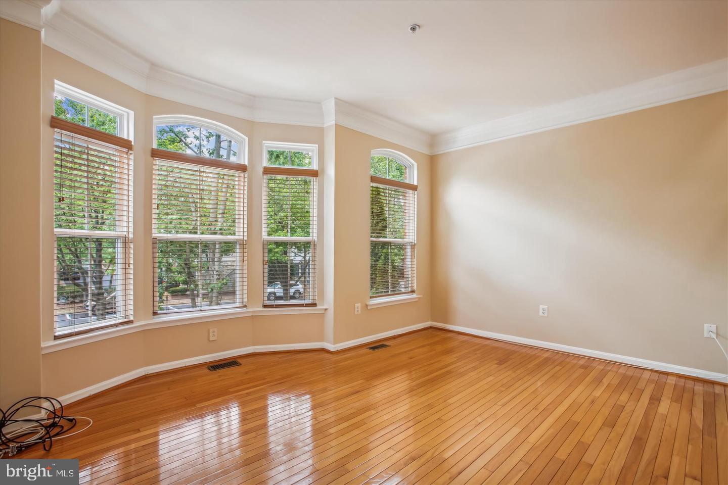 220 CAMERON STATION BLVD