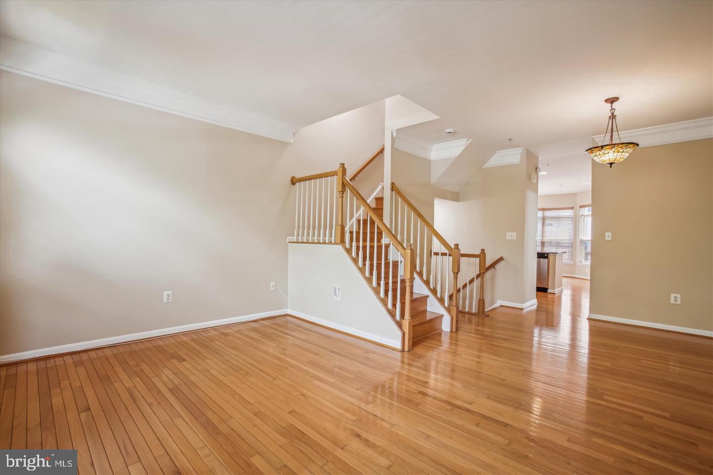 220 CAMERON STATION BLVD