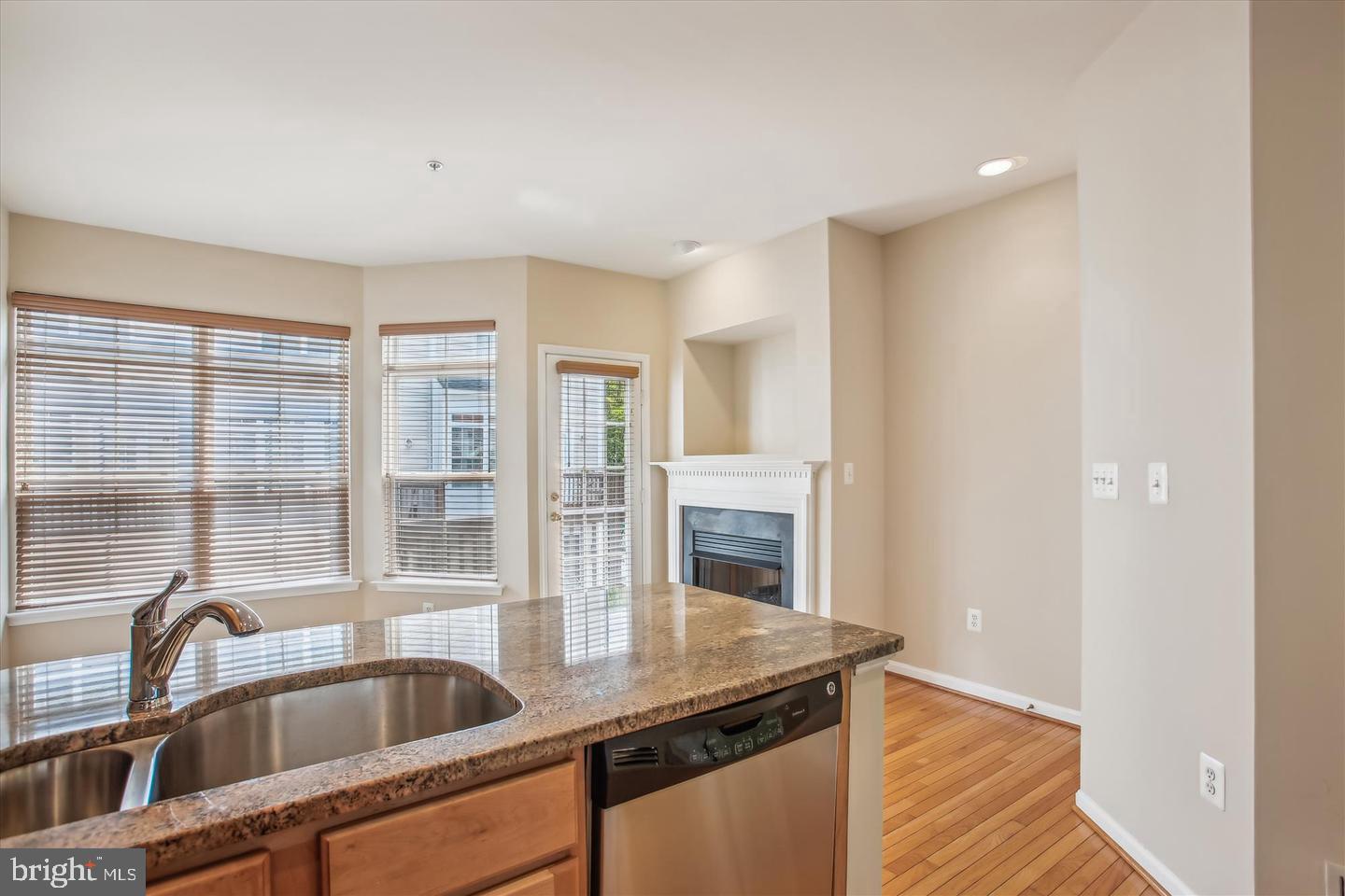 220 CAMERON STATION BLVD