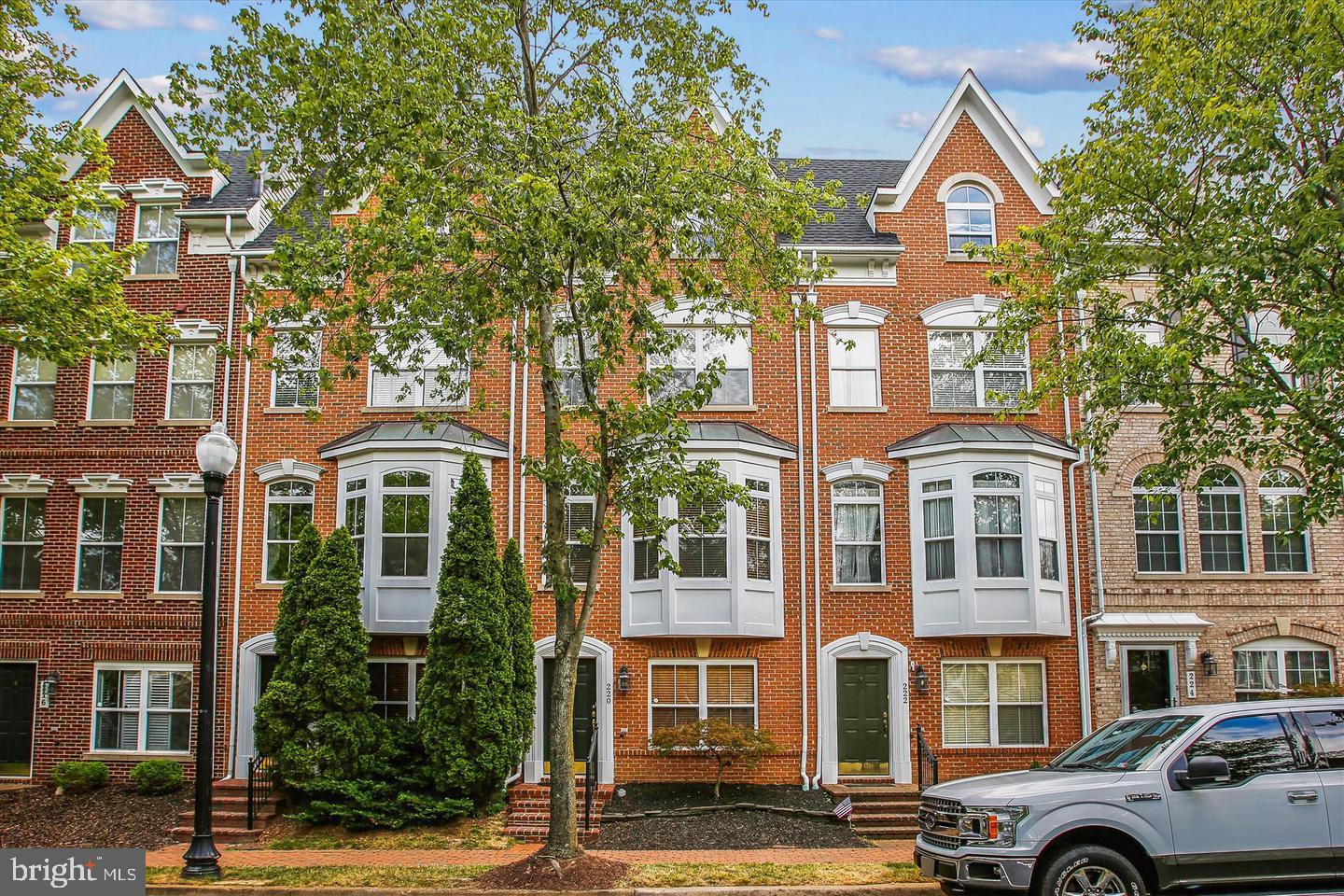 220 CAMERON STATION BLVD