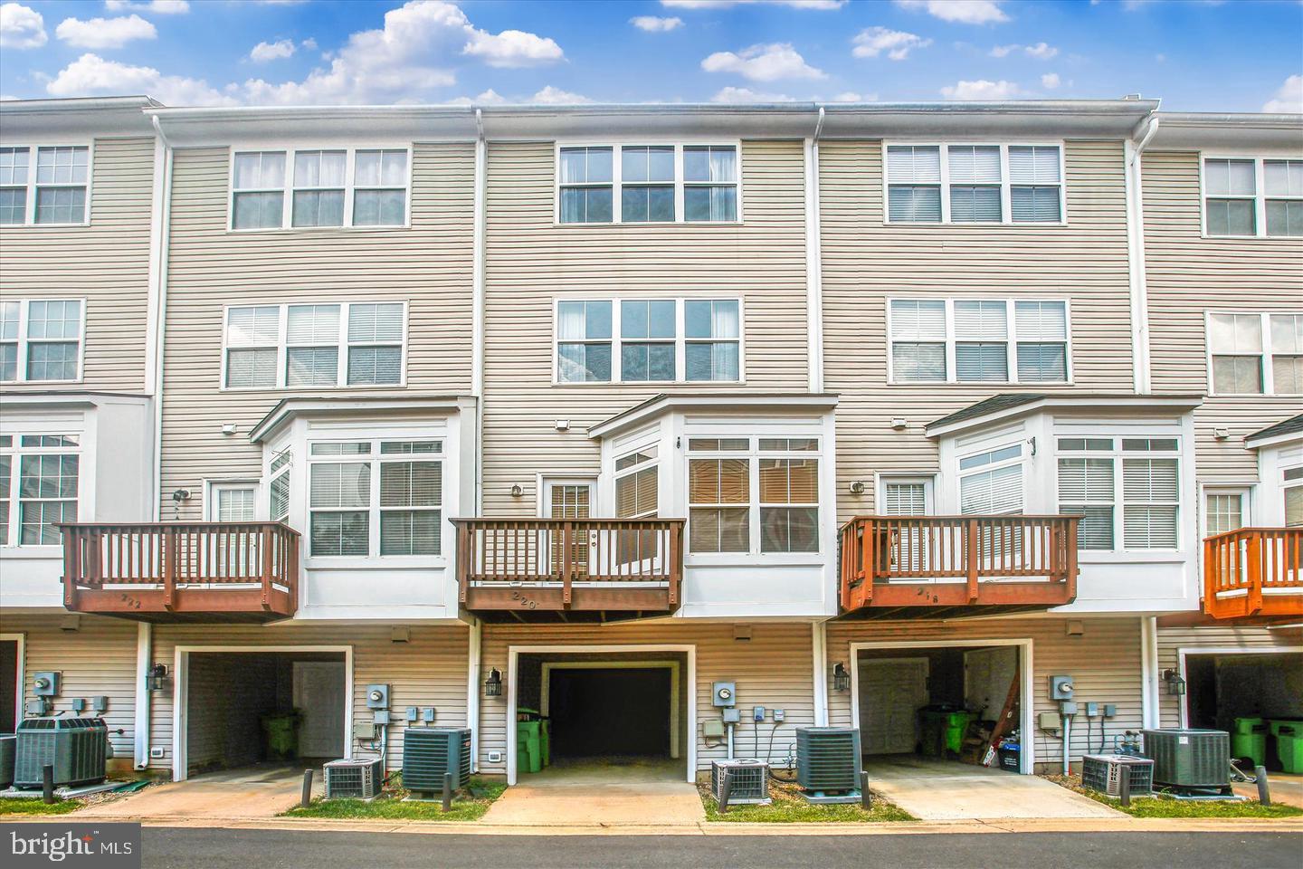 220 CAMERON STATION BLVD