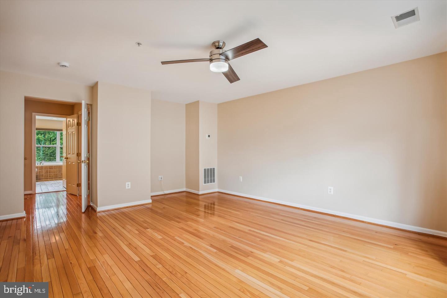 220 CAMERON STATION BLVD