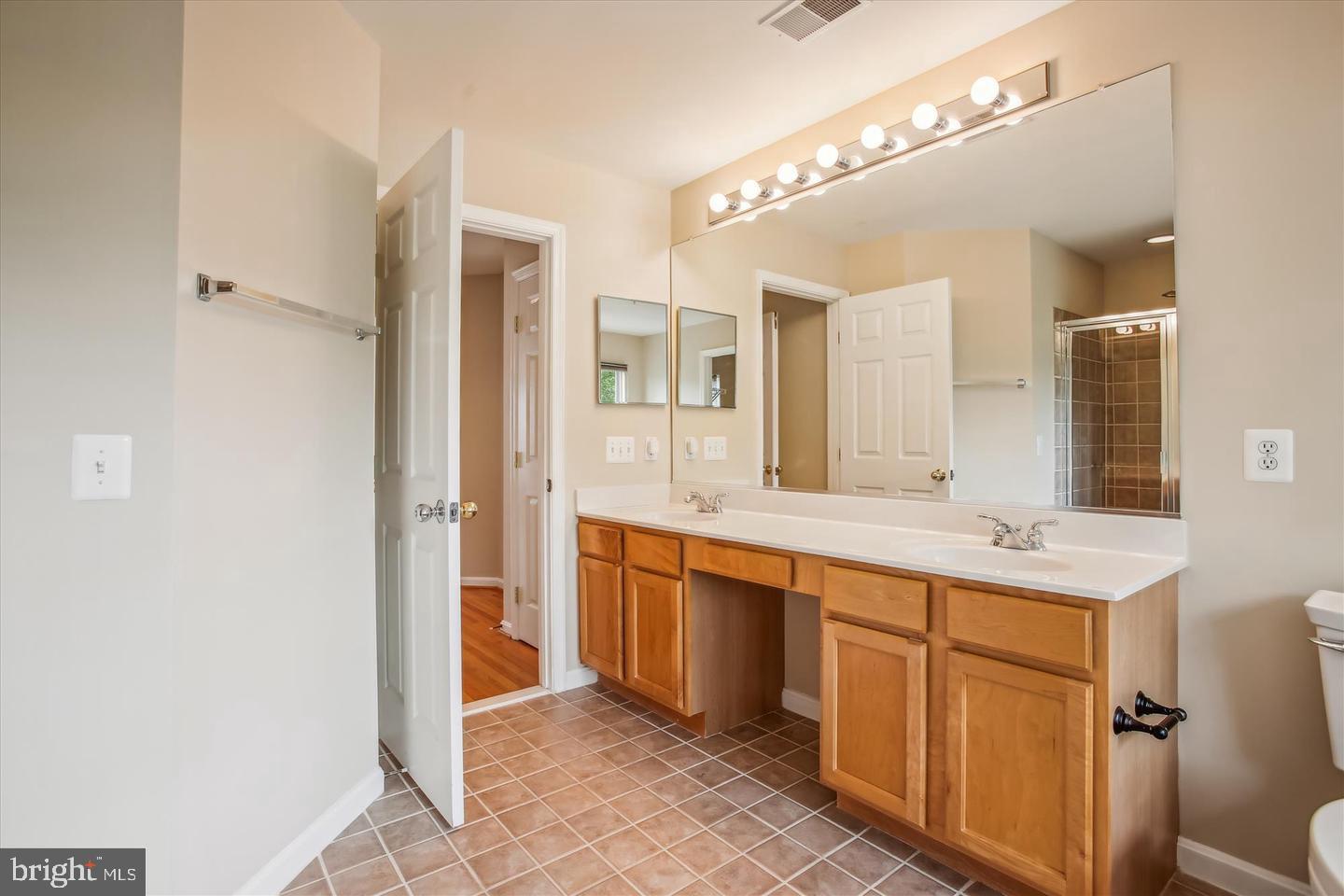 220 CAMERON STATION BLVD