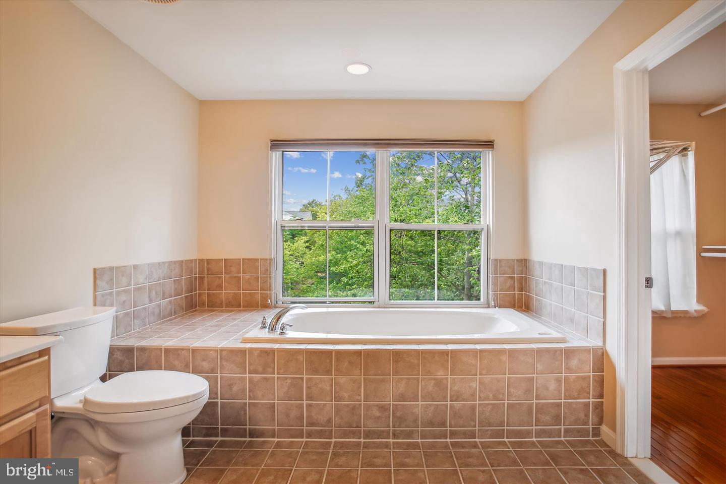 220 CAMERON STATION BLVD