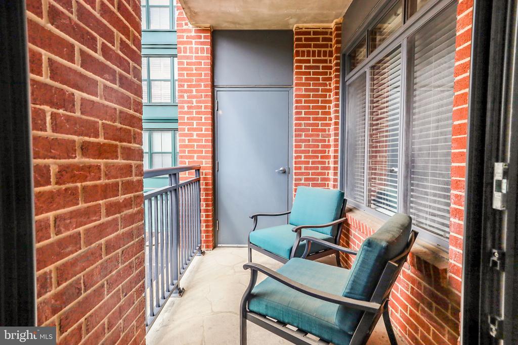525 N FAYETTE STREET 306
