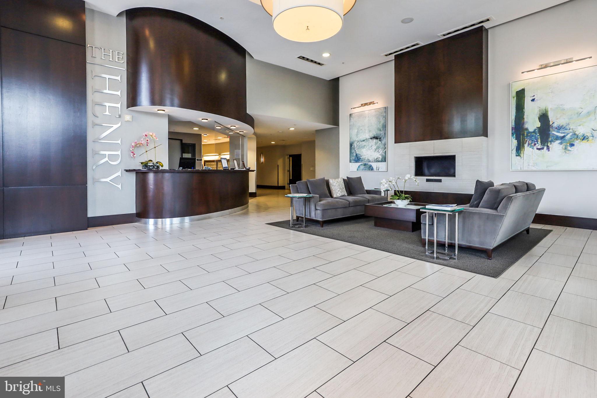 525 N FAYETTE STREET 306