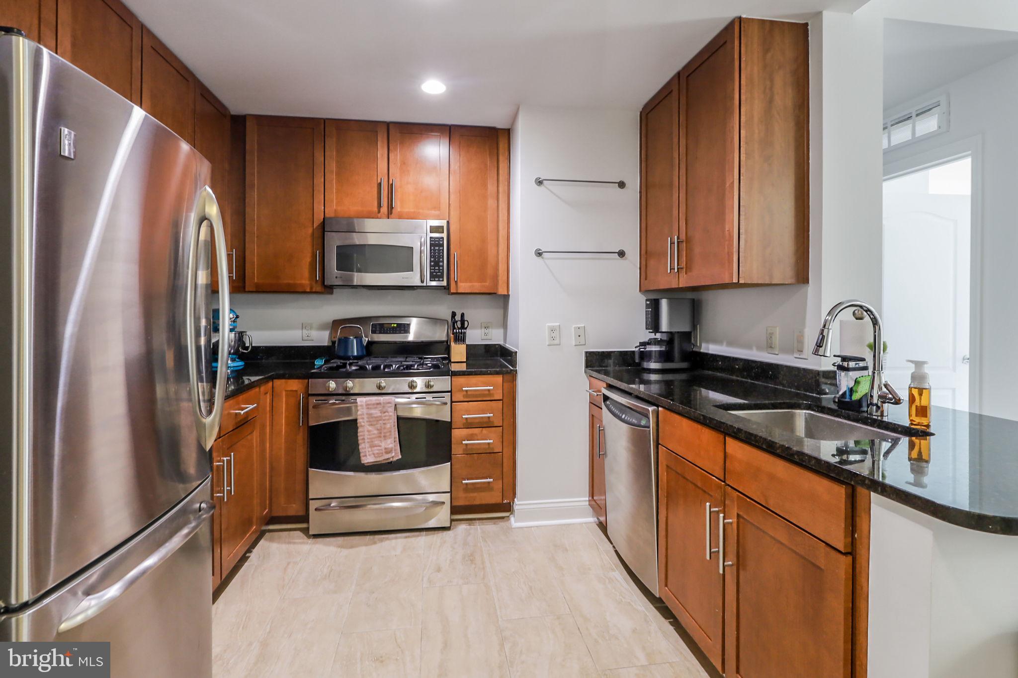 525 N FAYETTE STREET 306