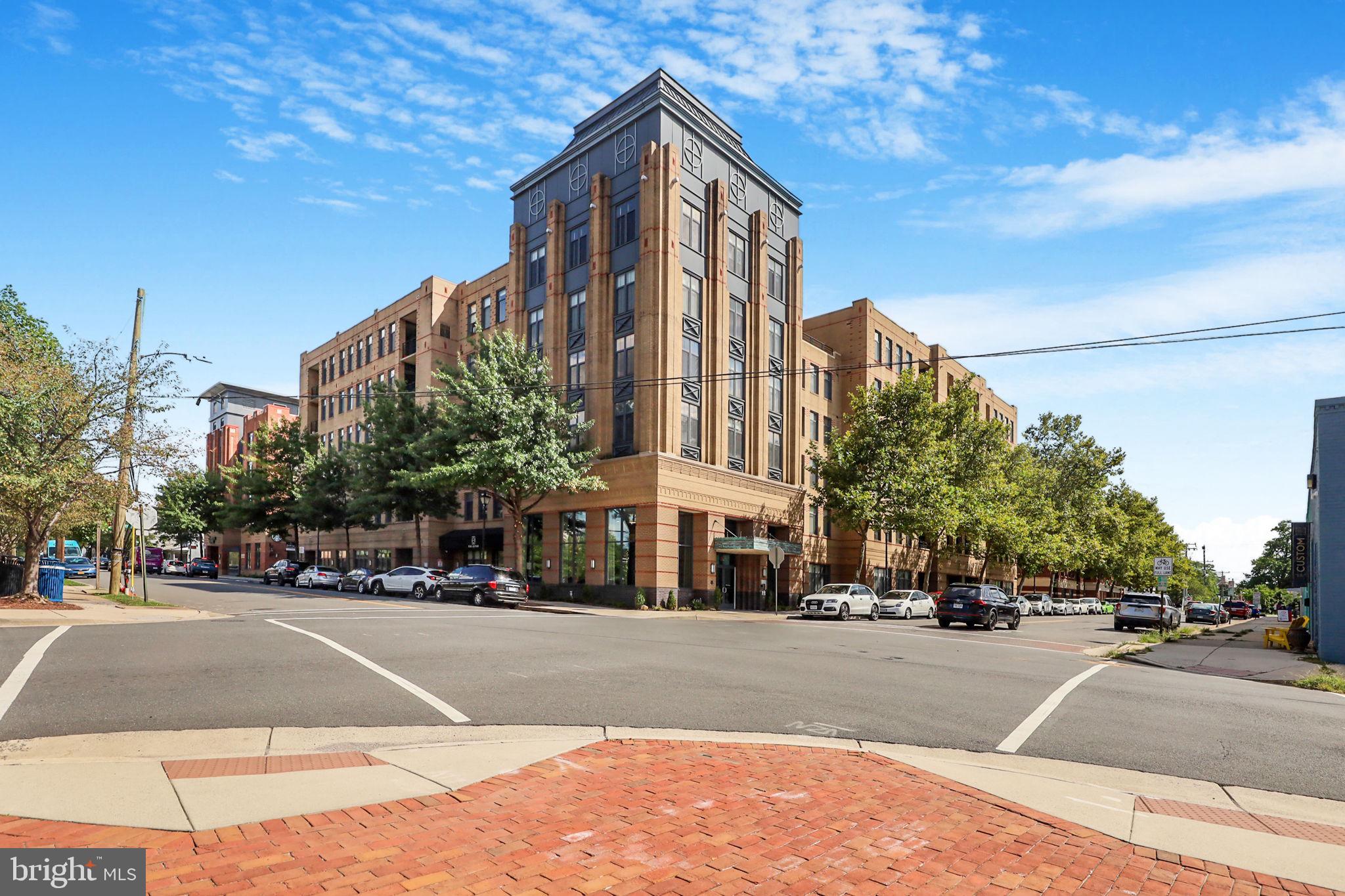 525 N FAYETTE STREET 306