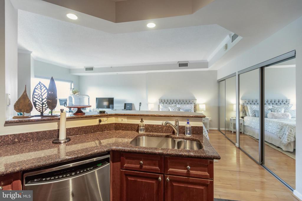 3101 N Hampton Dr #1619