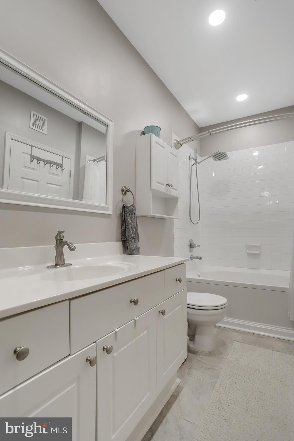 4551 STRUTFIELD LANE 4223