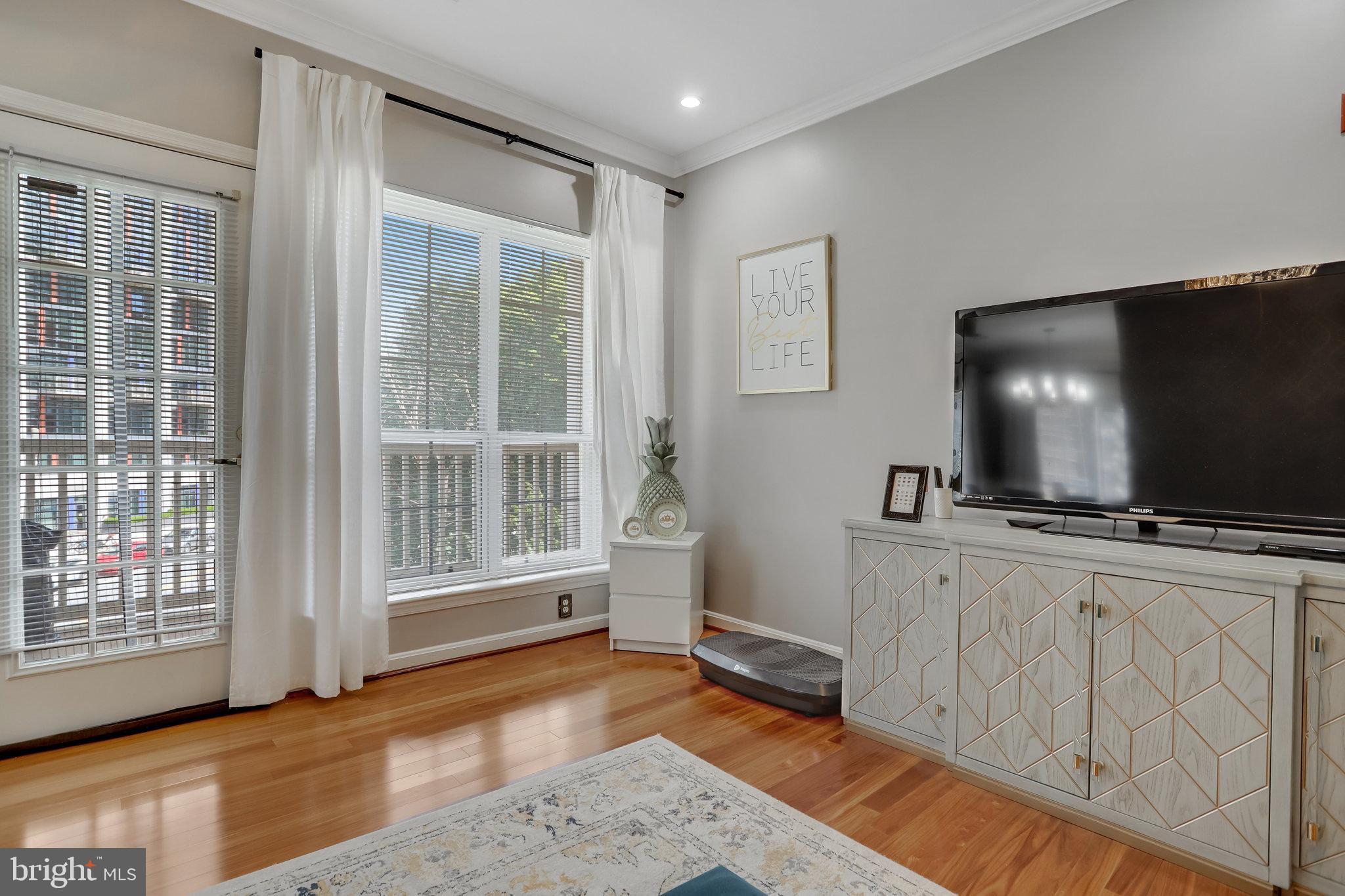 4551 STRUTFIELD LANE 4223