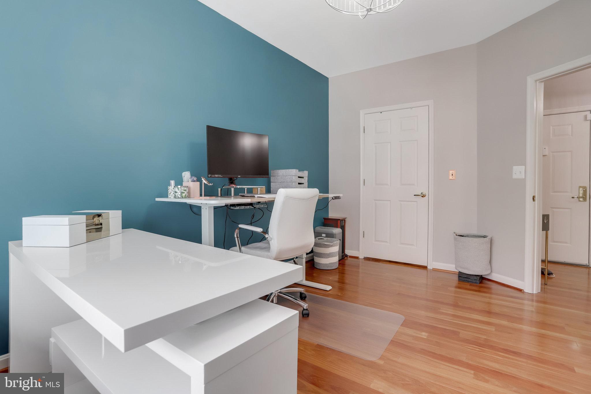 4551 STRUTFIELD LANE 4223