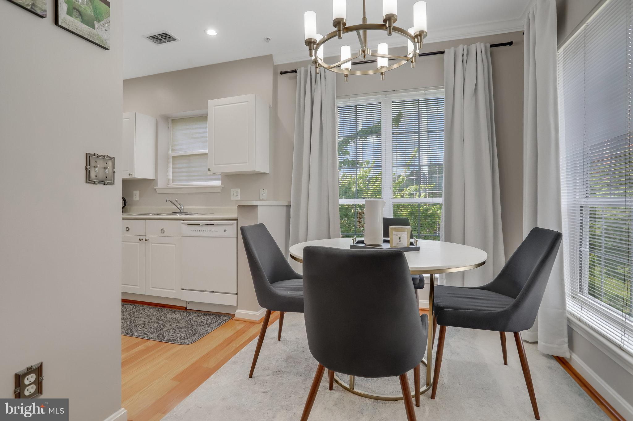 4551 STRUTFIELD LANE 4223