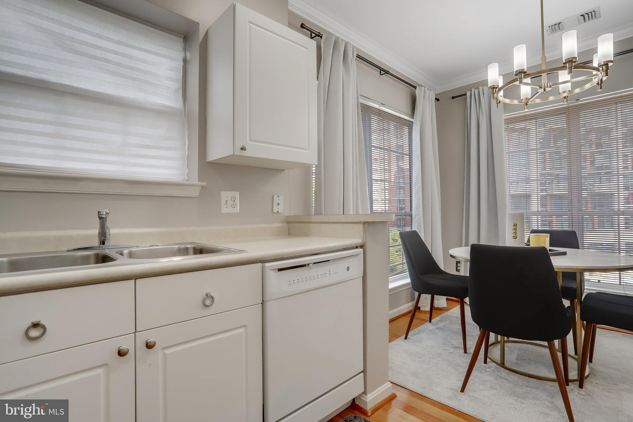 4551 STRUTFIELD LANE 4223