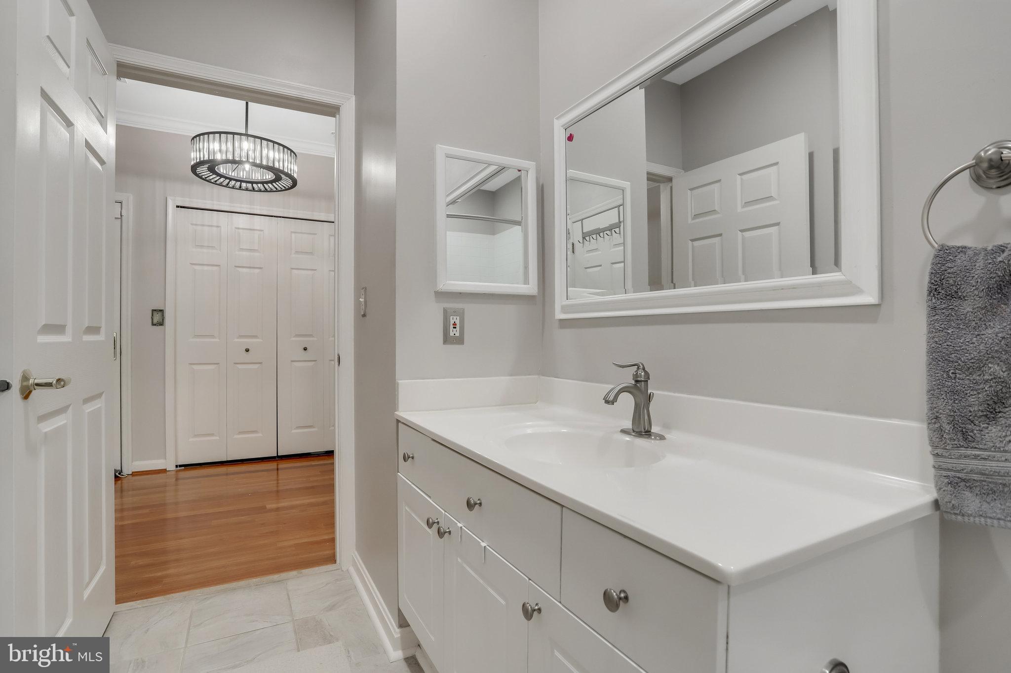 4551 STRUTFIELD LANE 4223