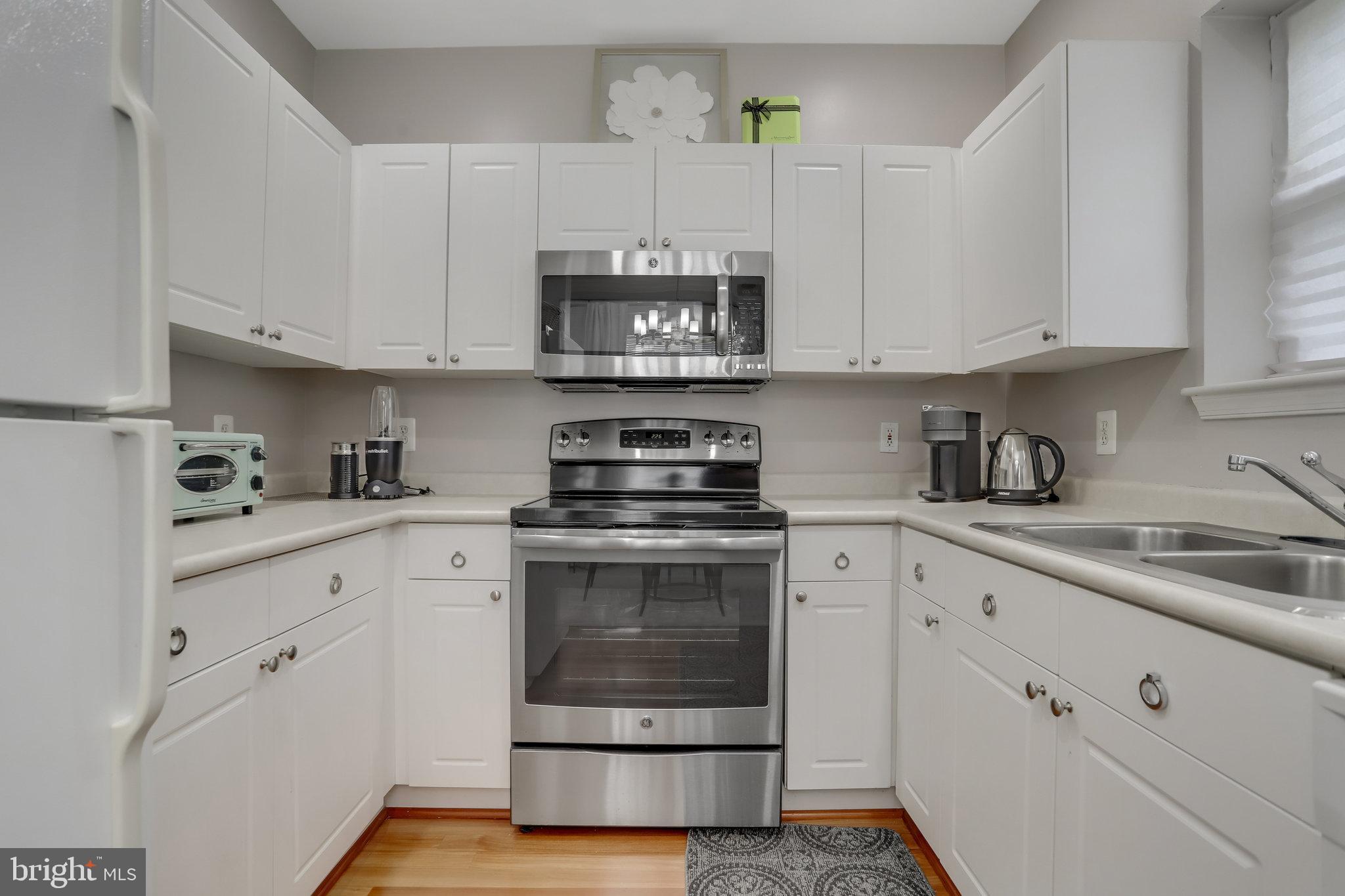 4551 STRUTFIELD LANE 4223