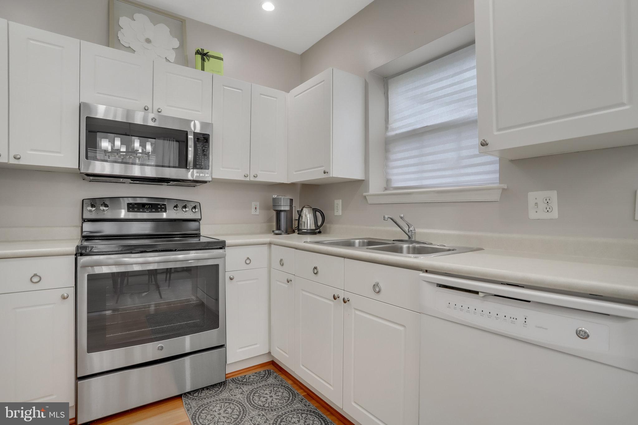 4551 STRUTFIELD LANE 4223