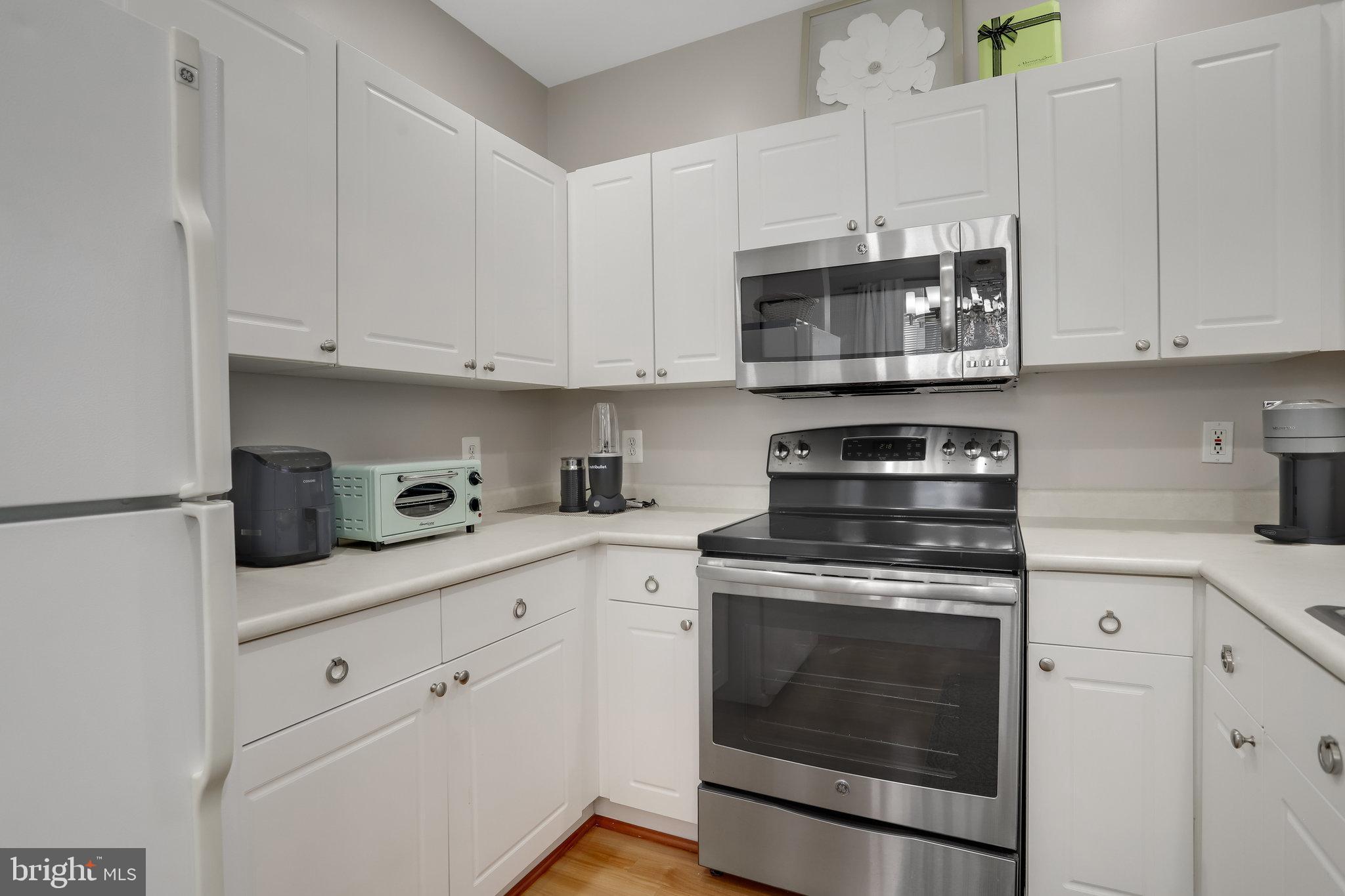 4551 STRUTFIELD LANE 4223