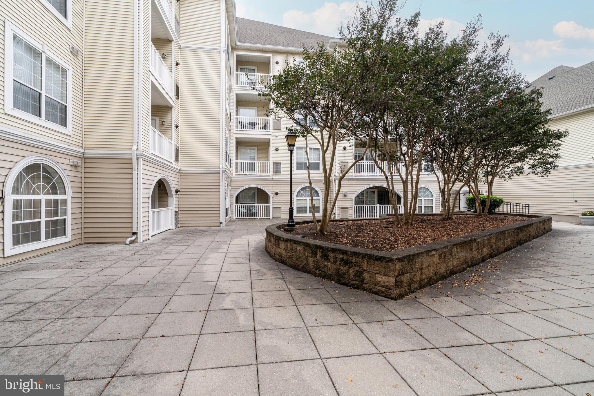 4550 STRUTFIELD LN #2422