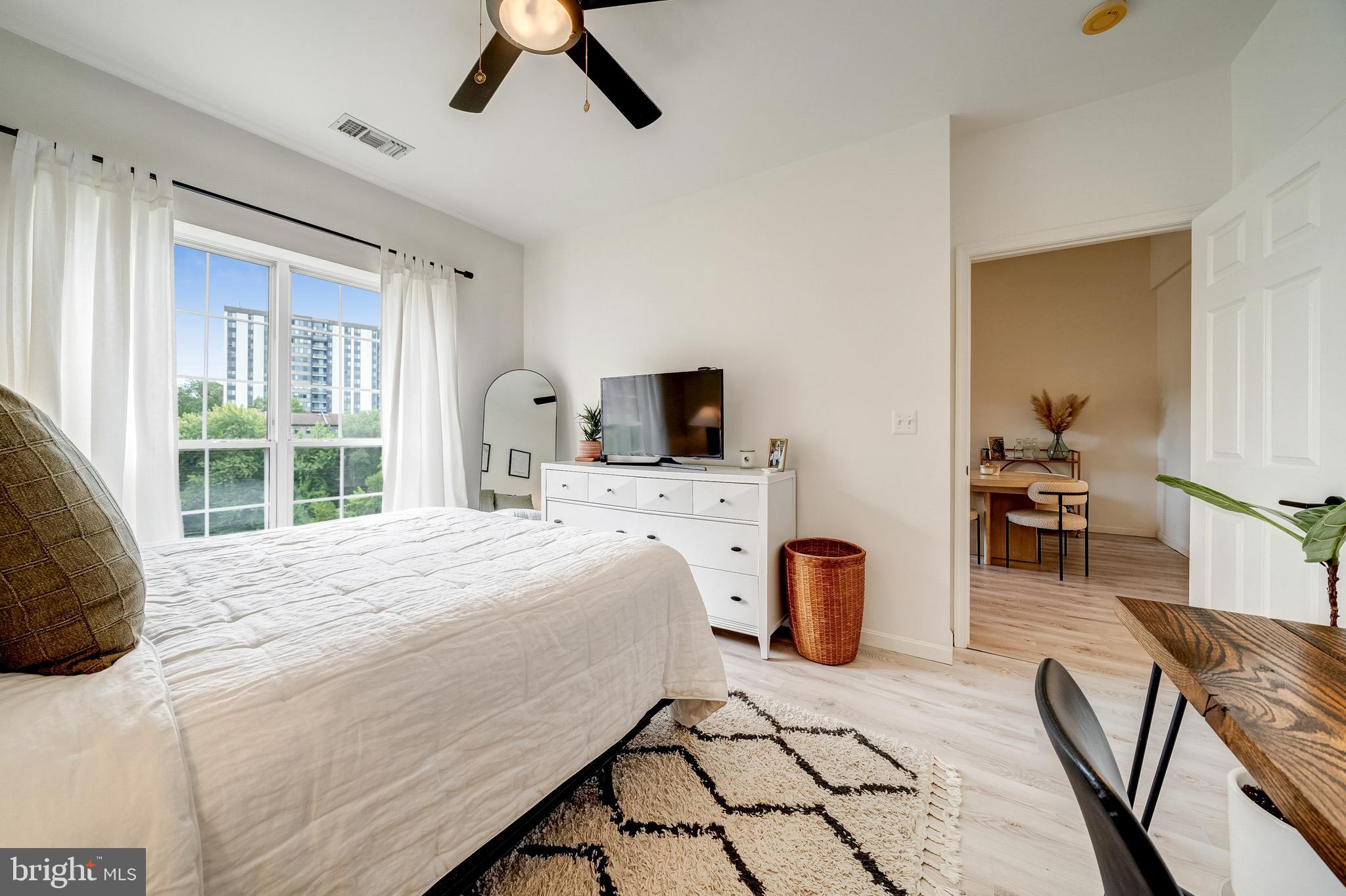 4550 STRUTFIELD LN #2422