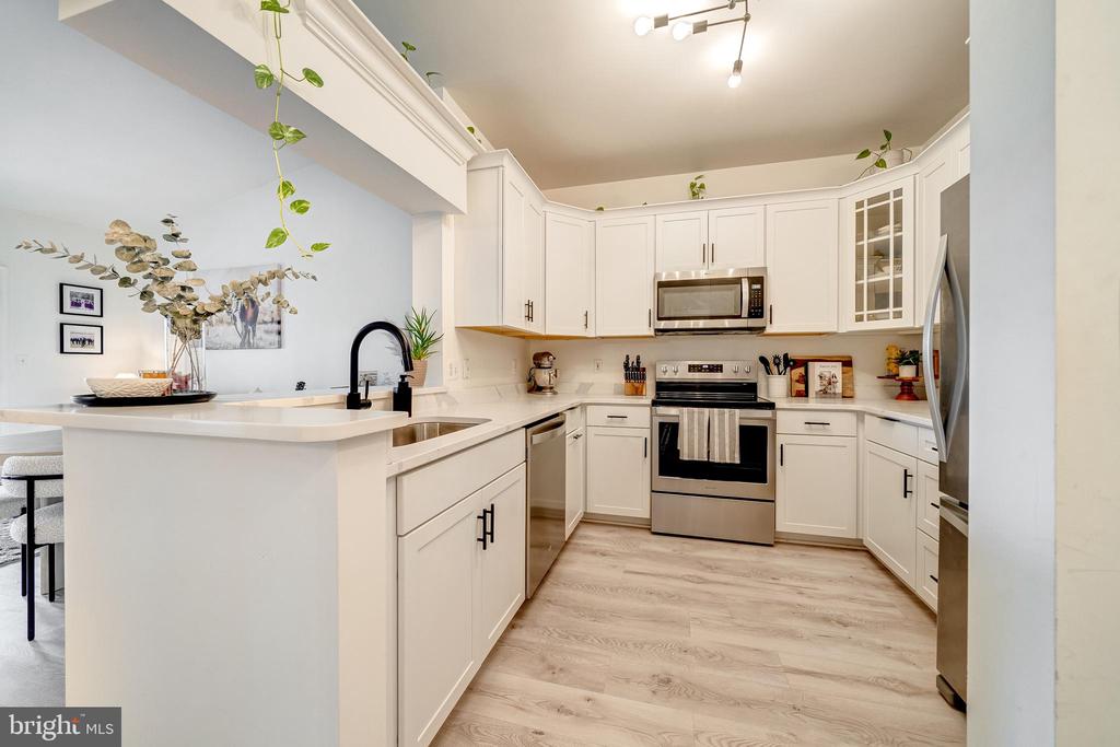 4550 STRUTFIELD LN #2422