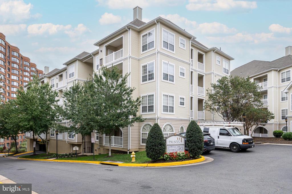 4550 STRUTFIELD LN #2422