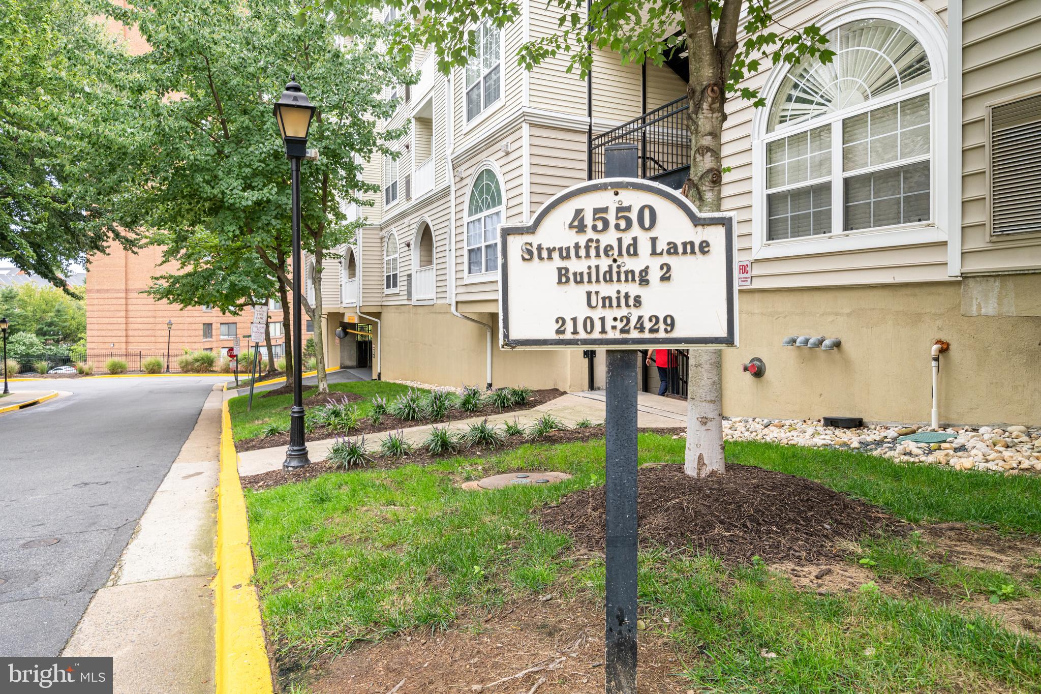 4550 STRUTFIELD LN #2422