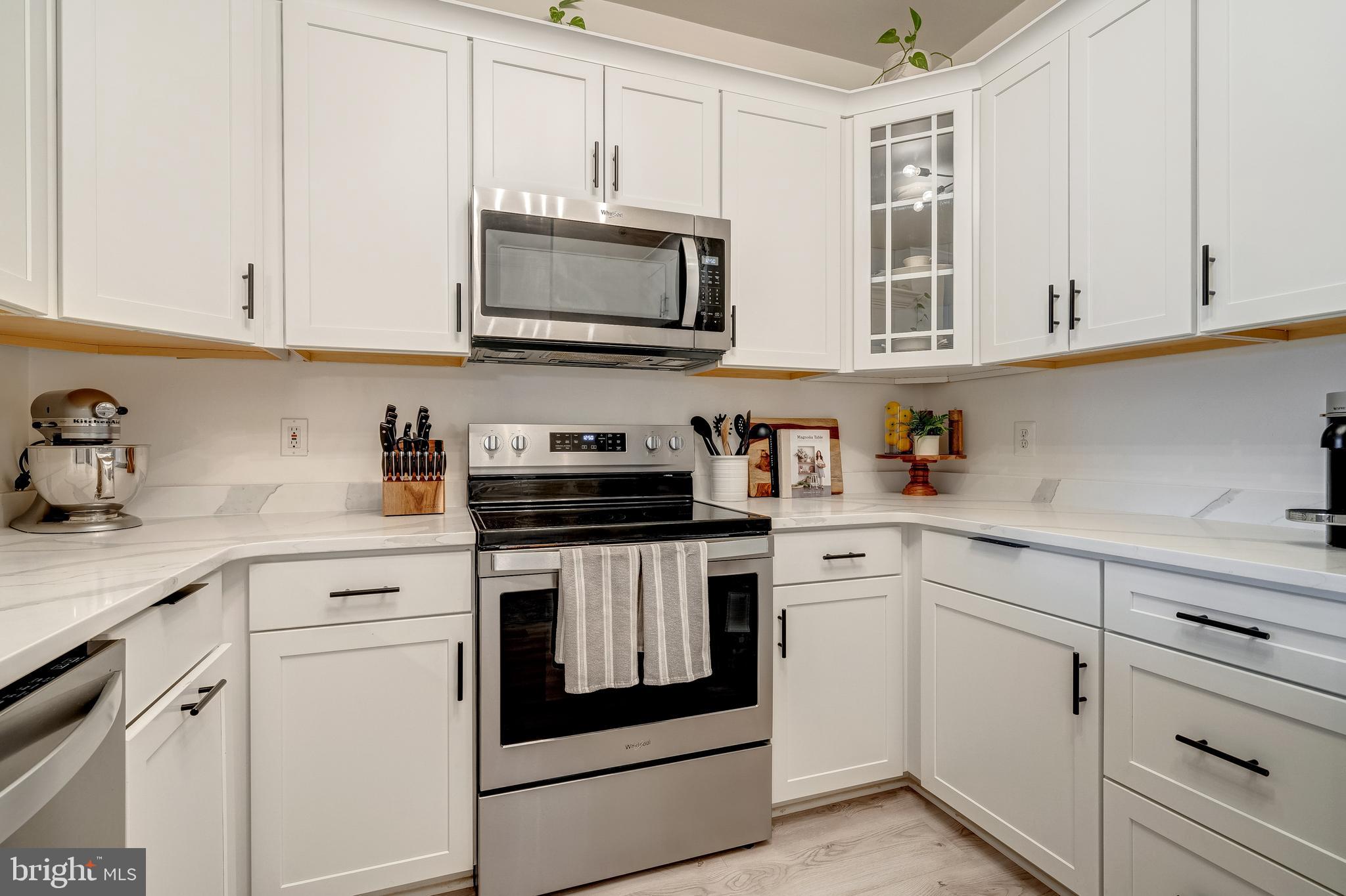 4550 STRUTFIELD LN #2422