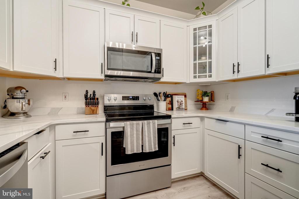 4550 STRUTFIELD LN #2422