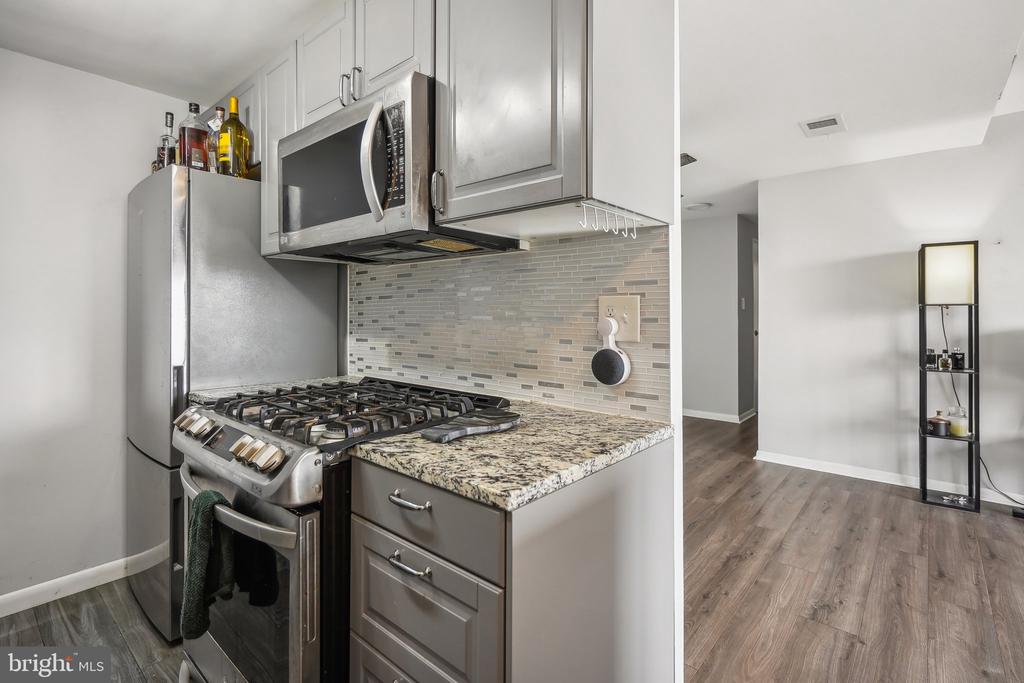 4600 DUKE ST #1128