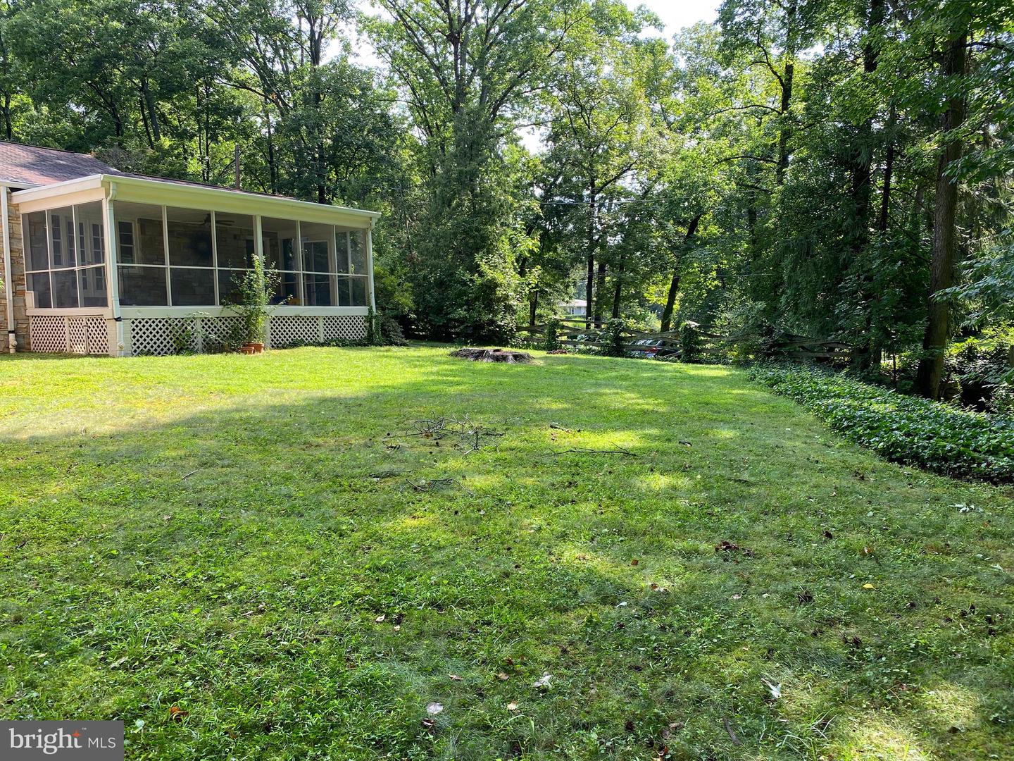 1208 KEY DR
