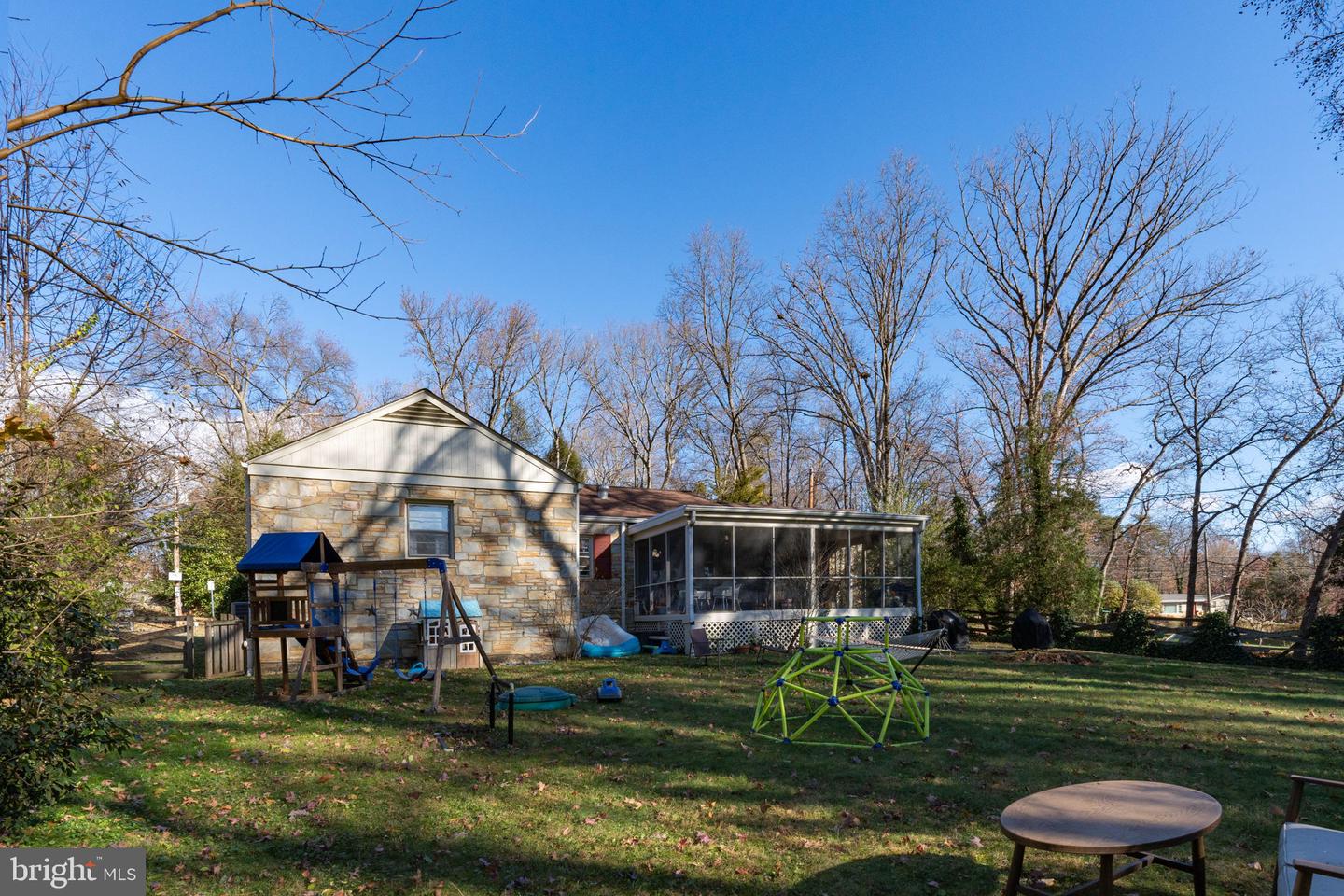 1208 KEY DR