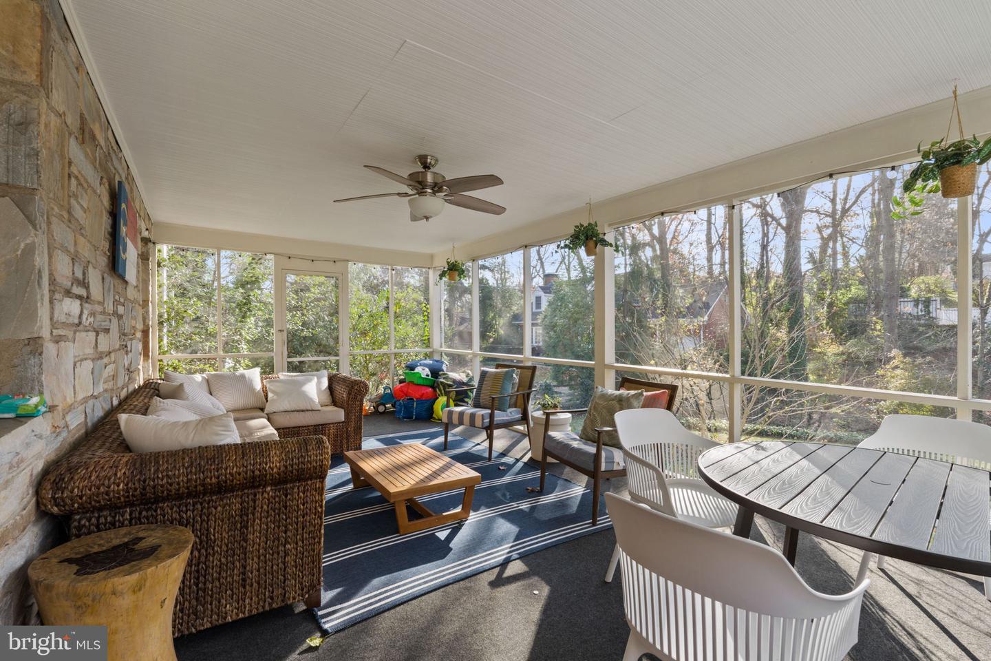 1208 KEY DR