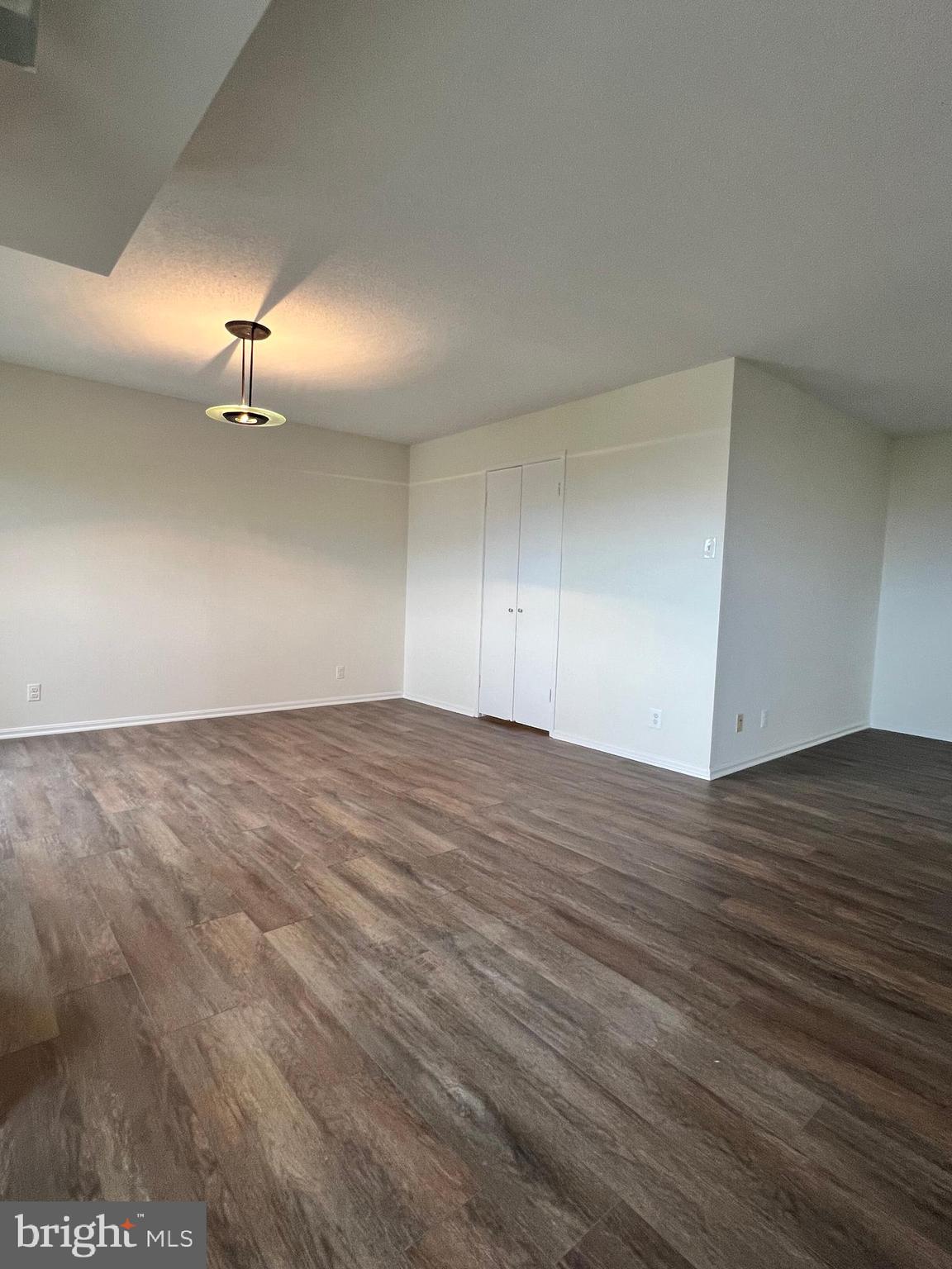 203 Yoakum Pkwy #718