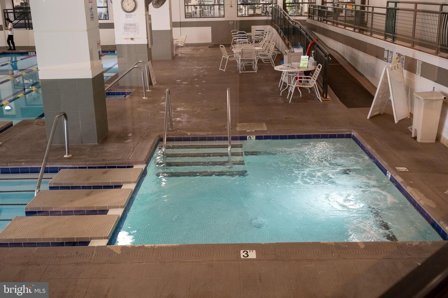 203 Yoakum Pkwy #718