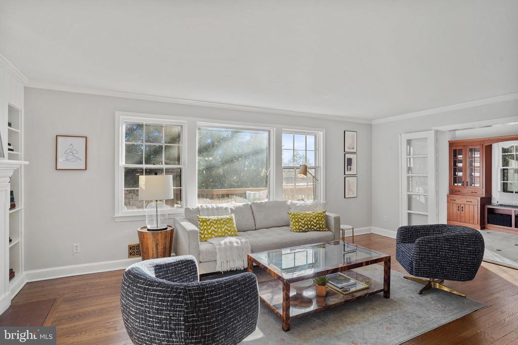 406 Braddock Rd W