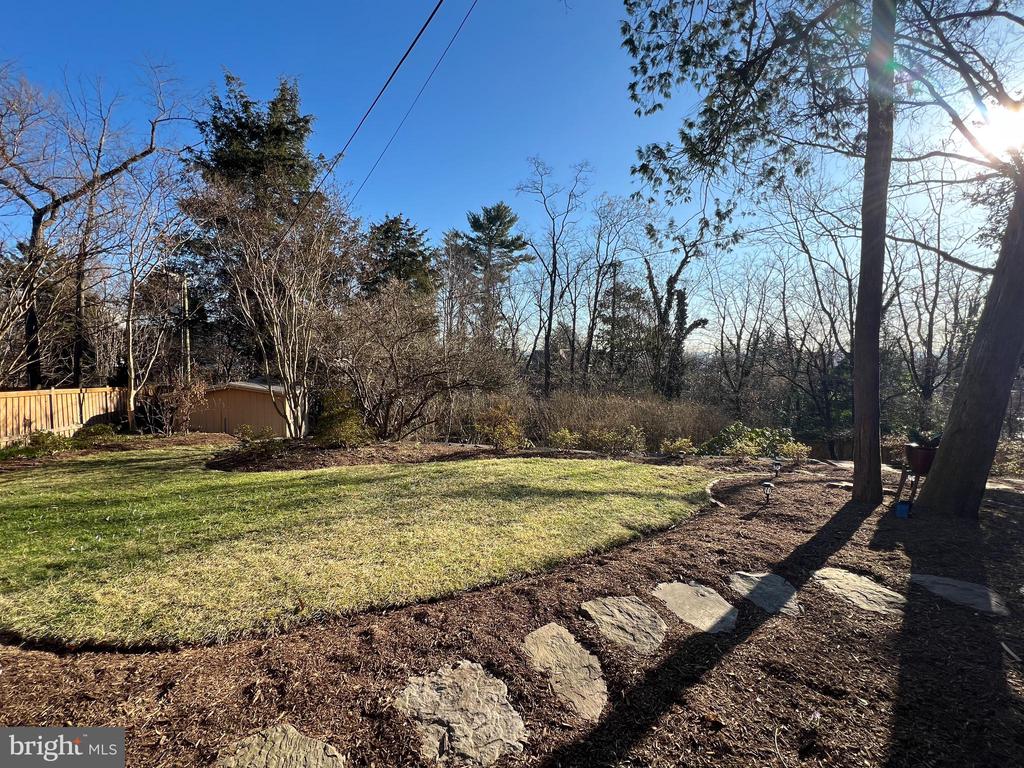 406 Braddock Rd W