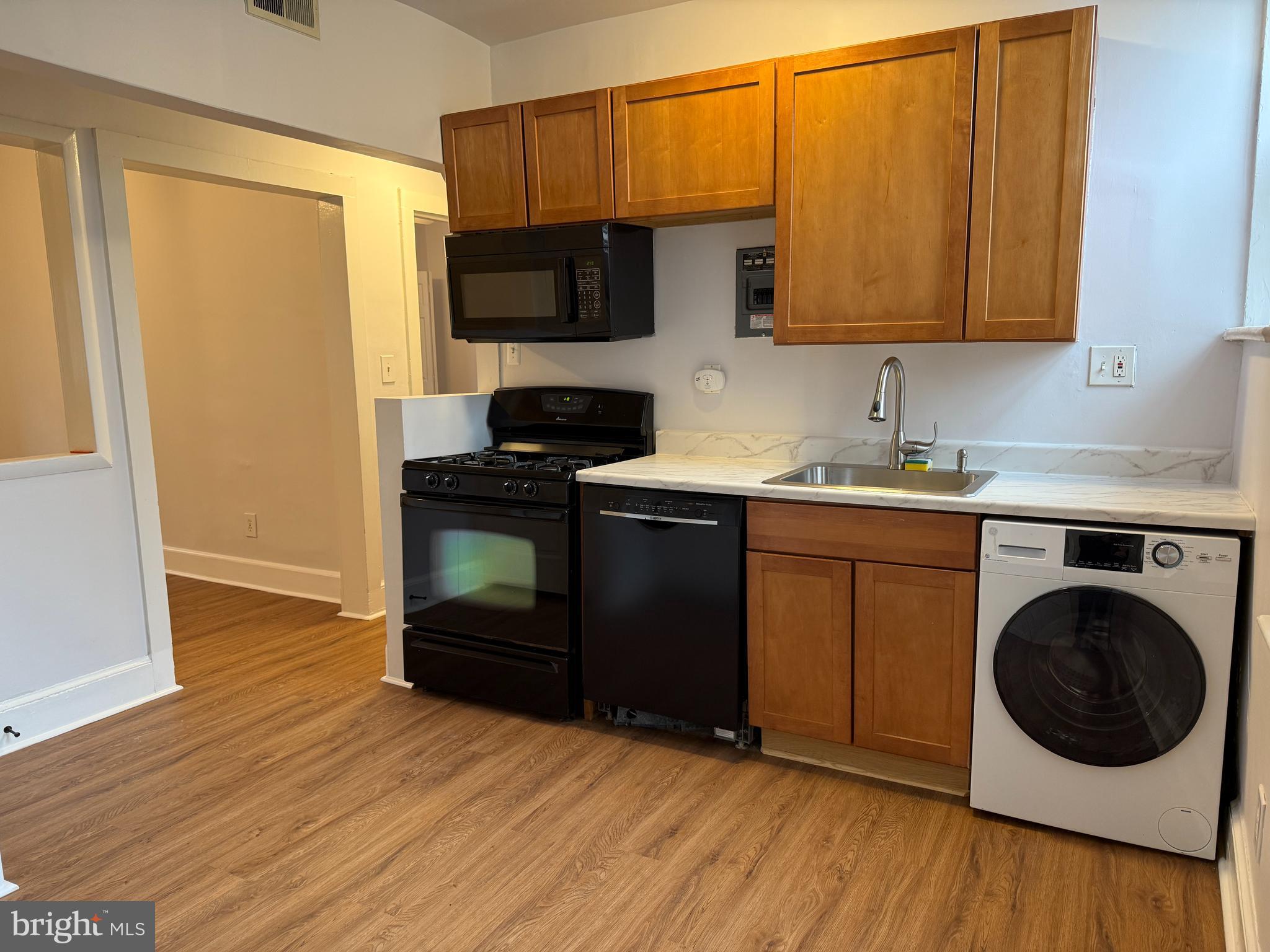 115 PATRICK ST S #203