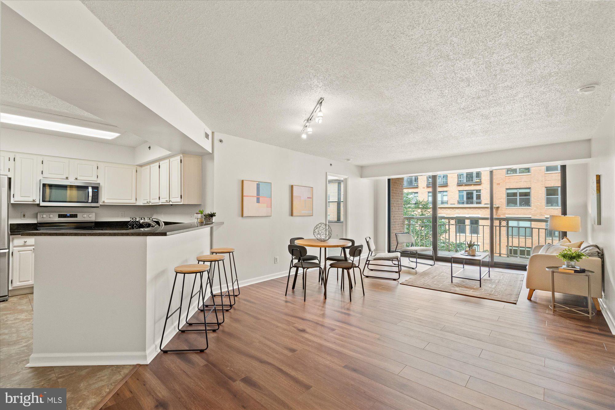 1200 Braddock Pl #512