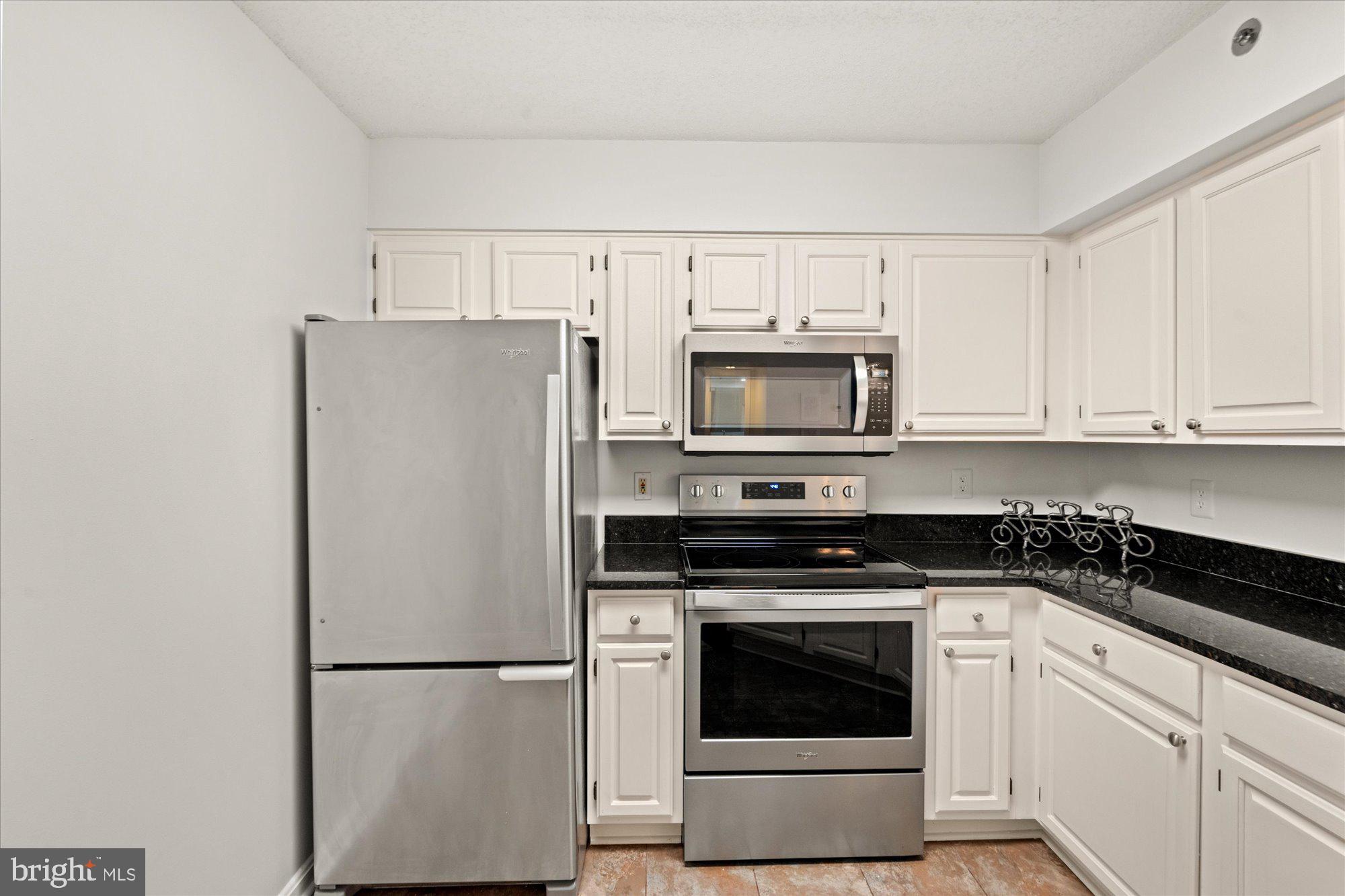 1200 Braddock Pl #512