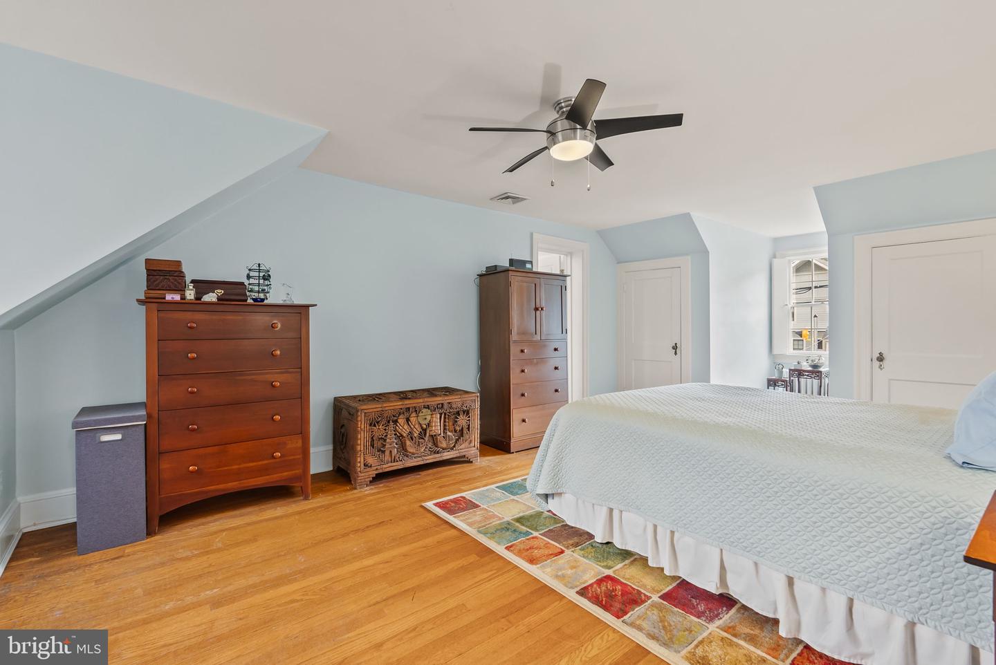 1703 Russell Rd