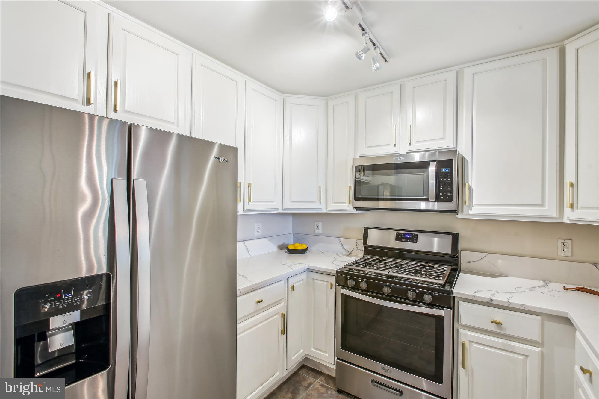 621 N Saint Asaph St #302