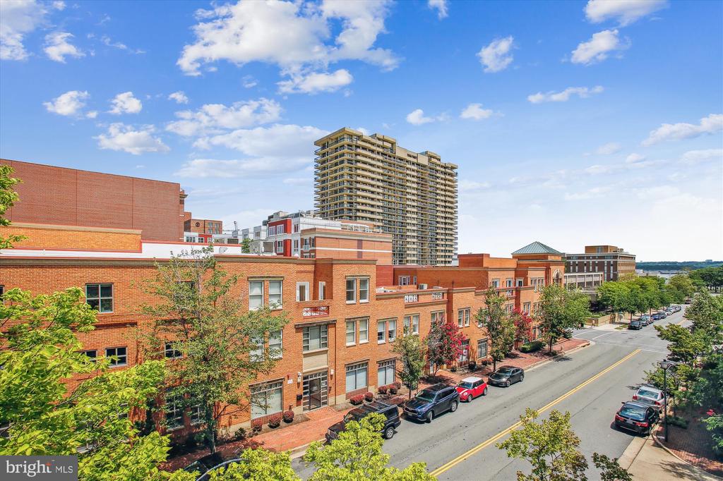 621 N Saint Asaph St #302