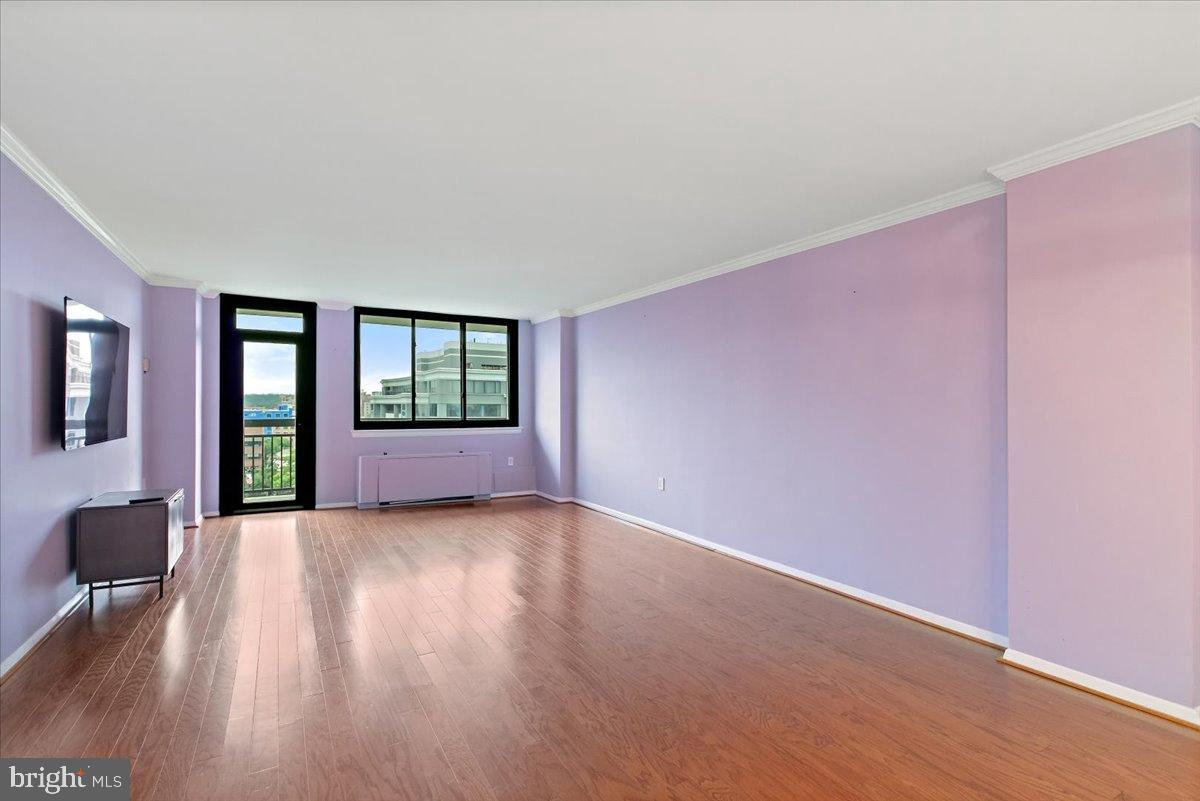 801 N PITT STREET 909