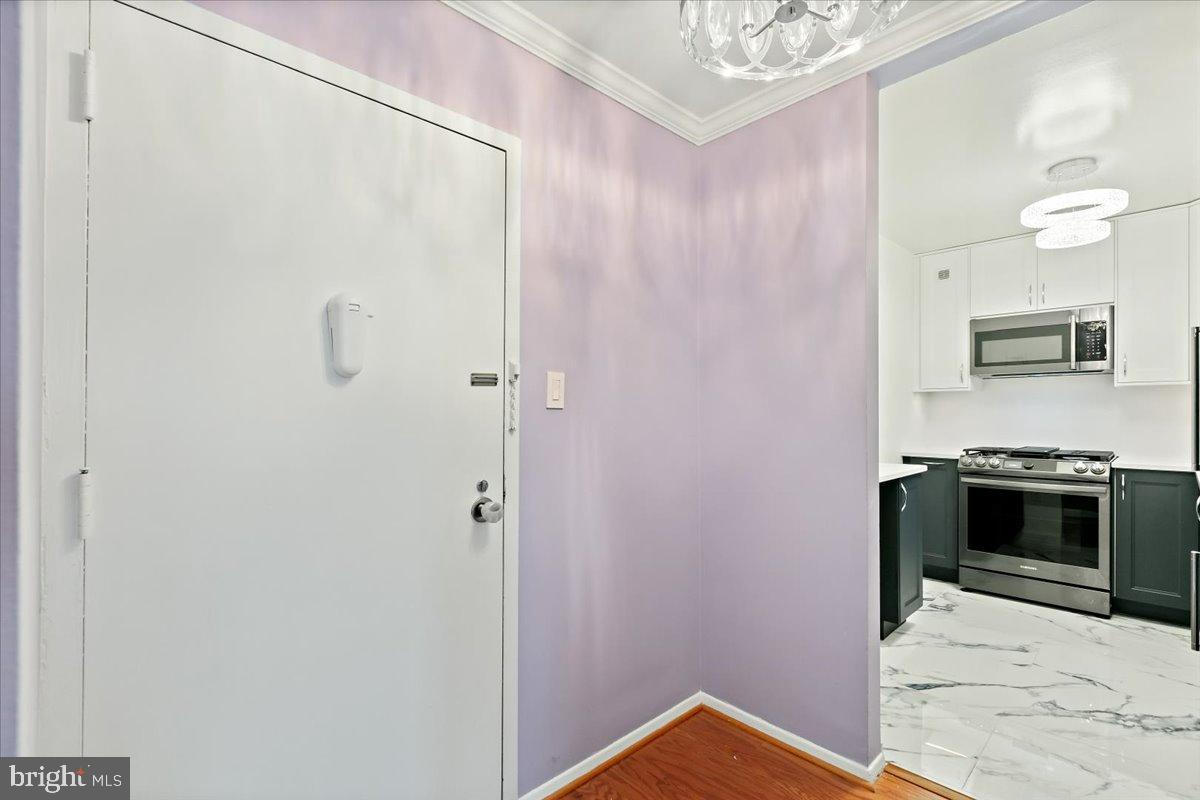 801 N PITT STREET 909