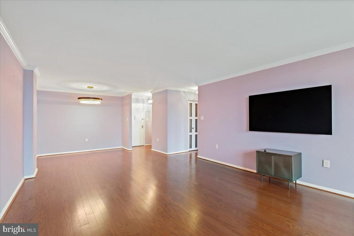 801 N PITT STREET 909